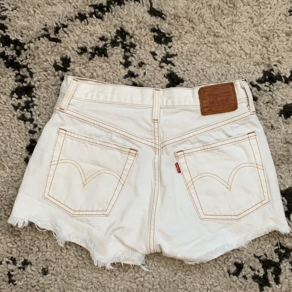 White 501 Levi’s cutoff shorts - Picture 2 of 4